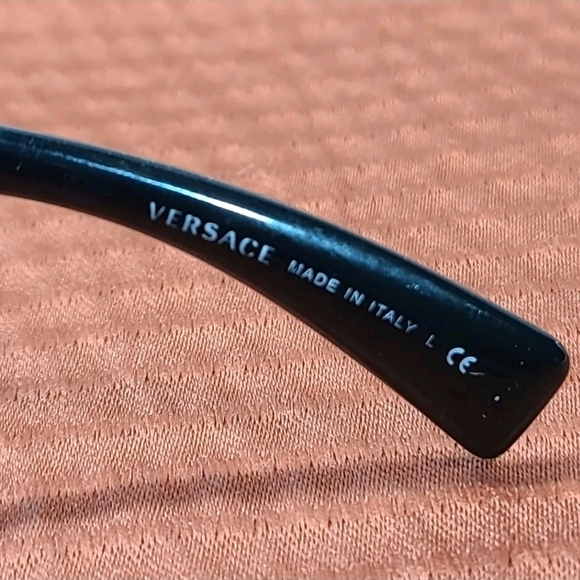 VERSACE Medusa Black Cat-Eye Grey Lens Sunglasses VE4314 GB1/11 - Picture 9 of 9
